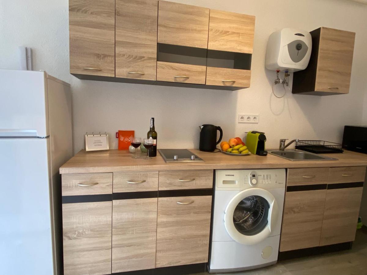 B20 Apartment บูดาเปสต์ ภายนอก รูปภาพ